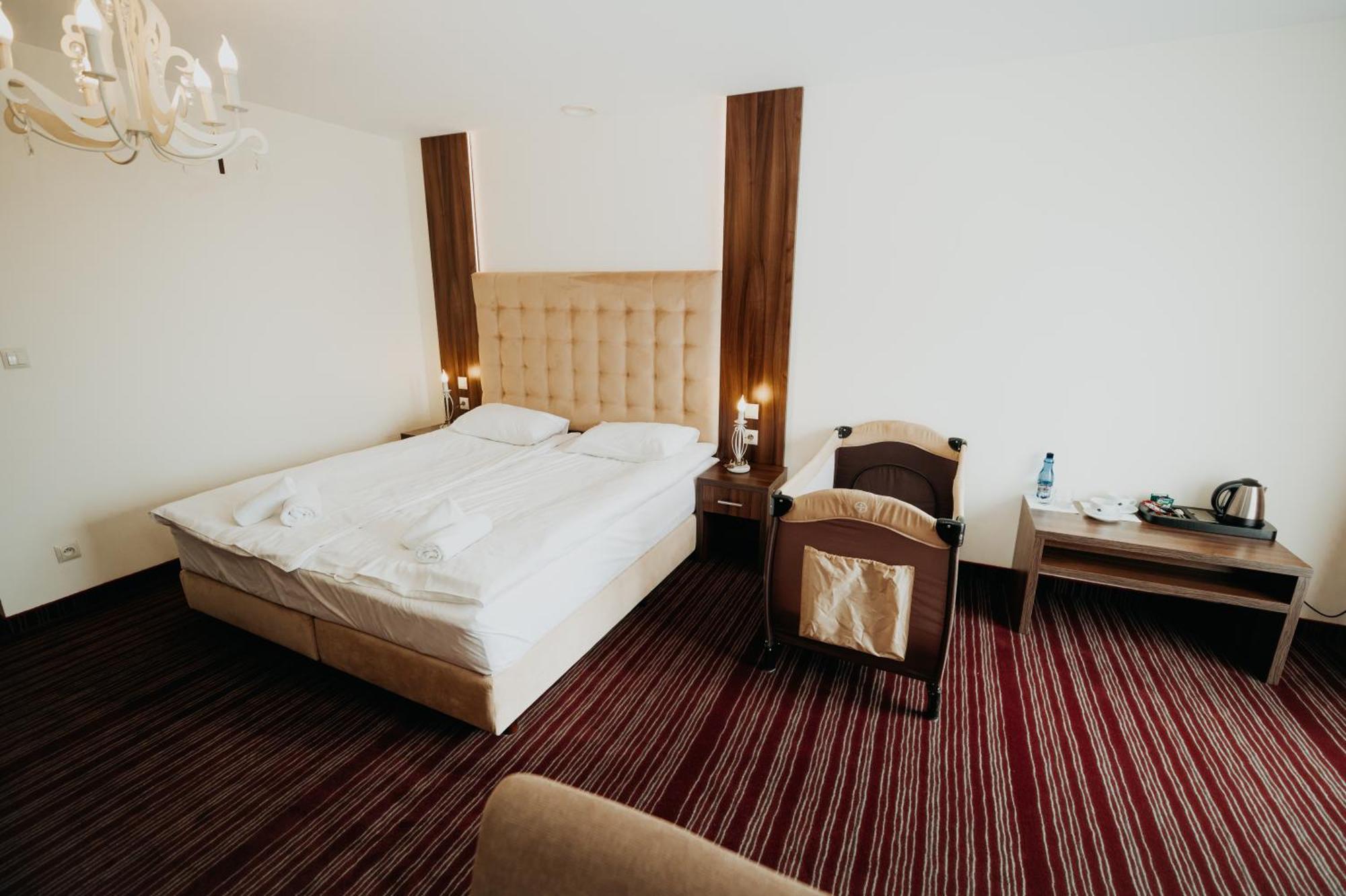 Noclegi - Apartamenty Zolynianka Exterior foto